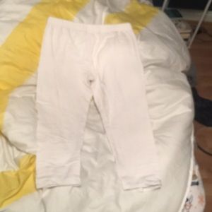 white capri leggings